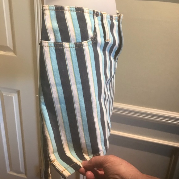 Abercrombie & Fitch - Lady denim striped skirt, Size: 0 - Picture 3 of 8